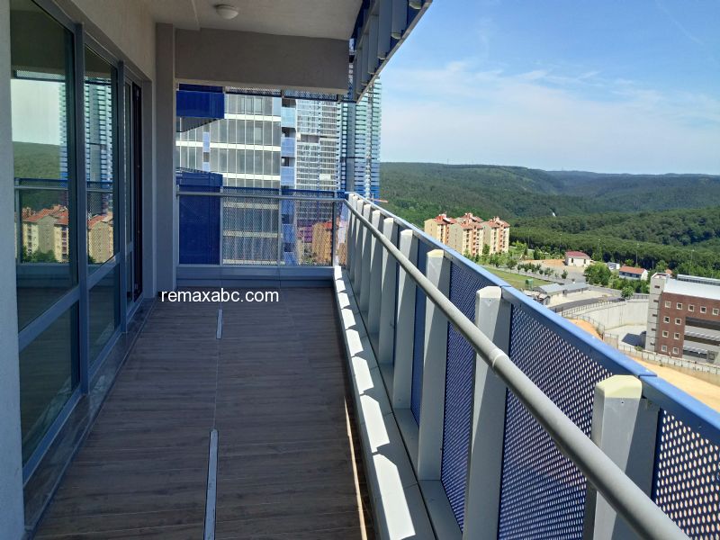 İSTANBUL SARIYER Satılık Site Dairesi #2315 | RE/MAX Abc