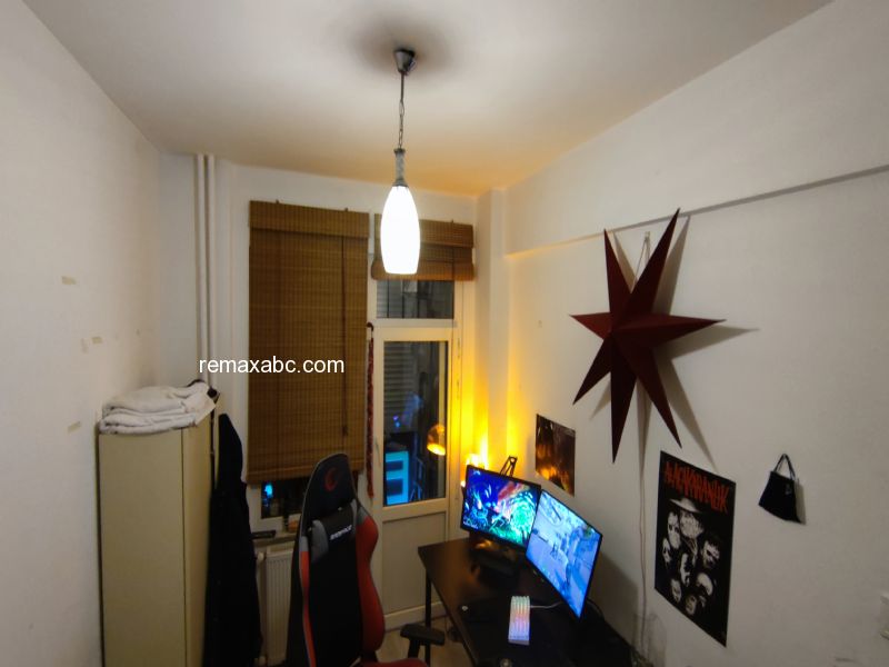 Acıbadem Dörtyol da AnaCaddeye 1Paralel 3+1 Yüksek Giriş Satılık