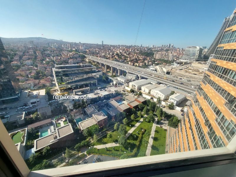 Varya Meridian A blokta kullanıma hazır 1+1 ofis
