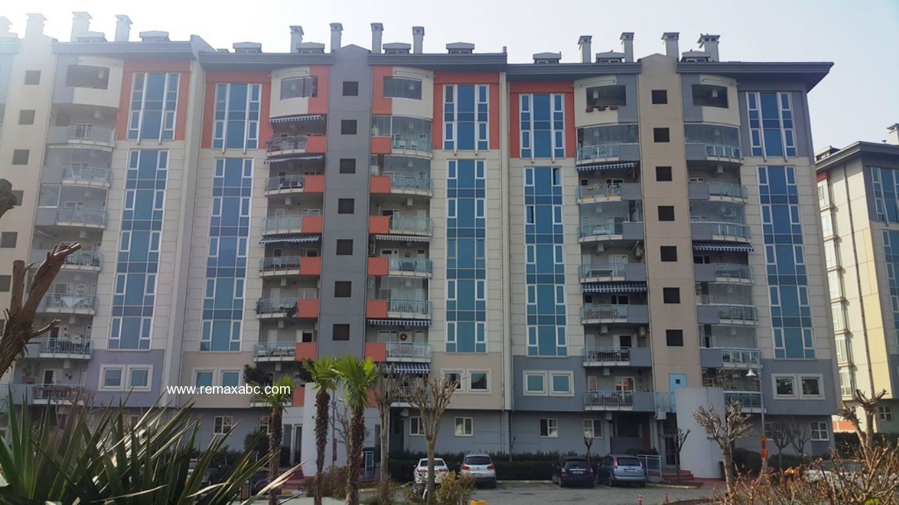 İSTANBUL ÜMRANİYE Kiralık SİTE PROJE KONUT 664 RE/MAX Abc