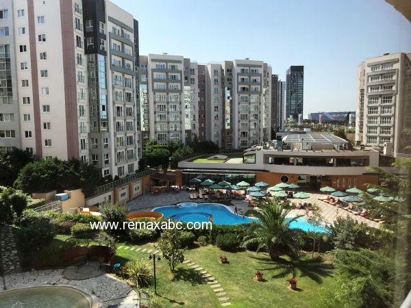 AĞAOĞLU MY TOWN'DA RE/MAX ABC'DEN SİTE PEYSAJ VE HAVUZ MANZARALI 3+1 SATILIK - 125942