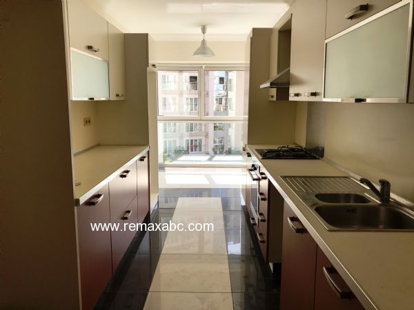 AĞAOĞLU MY TOWN'DA RE/MAX ABC'DEN SİTE PEYSAJ VE HAVUZ MANZARALI 3+1 SATILIK - 125947