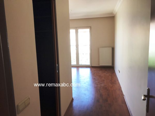 AĞAOĞLU MY TOWN'DA RE/MAX ABC'DEN SİTE PEYSAJ VE HAVUZ MANZARALI 3+1 SATILIK - 125954